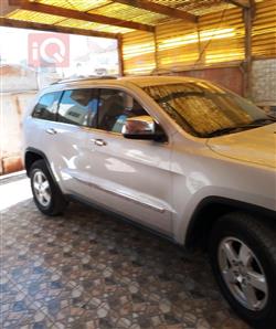 جیپ گراند شیرۆکی